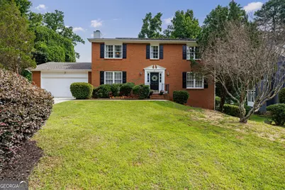 861 Lagoon Court, Stone Mountain, GA 30083 - Photo 2