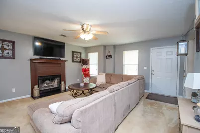 195 Pinewood Drive, Senoia, GA 30276 - Photo 6