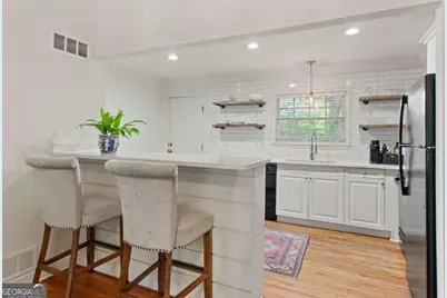 1020 Scott Boulevard #B4, Decatur, GA 30030 - Photo 6