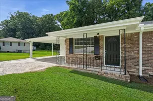 4861 Shadyrest Dr, Powder Springs, GA 30127 - Photo 2