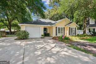 203 Glen Mdws Cir, Brunswick, GA 31523 - Photo 2