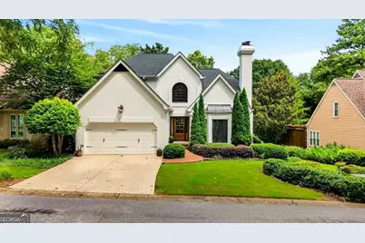 4499 Dobbs Crossing, Marietta, GA 30068 - Photo 2