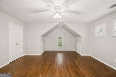 4504 Lake Forrest Drive, Atlanta, GA 30342 - Photo 34
