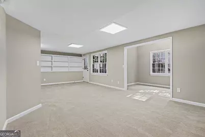 900 Secret Cove Drive, Sugar Hill, GA 30518 - Photo 18