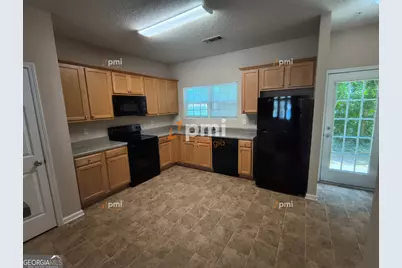 163 Chastain Way, Newnan, GA 30263 - Photo 2
