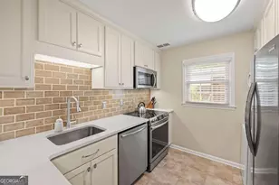 102 Georgetown Dr, Athens, GA 30605 - Photo 8