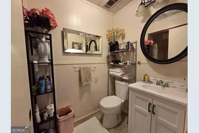 9 S College Street, Claxton, GA 30417 - Photo 8