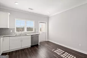 2017 Ocean Dr, Atlanta, GA 30318 - Photo 10