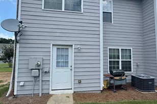 262 Village Dr, Loganville, GA 30052 - Photo 14