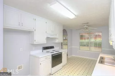 3284 Rockwalk Terrace, Loganville, GA 30052 - Photo 14