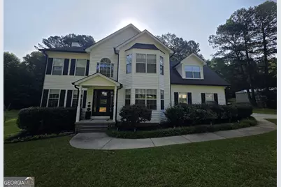 100 Bedford Forrest Dr, Sharpsburg, GA 30277 - Photo 1