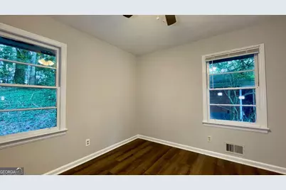 2744 Fairlane Drive SE, Atlanta, GA 30354 - Photo 8