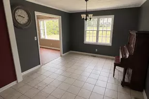 626 Sycamore St, Swainsboro, GA 30401 - Photo 4