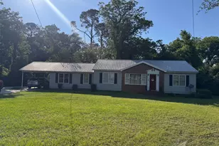 626 Sycamore St, Swainsboro, GA 30401 - Photo 1