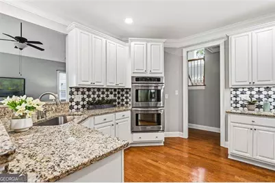 4066 Hill House Road SW, Smyrna, GA 30082 - Photo 10
