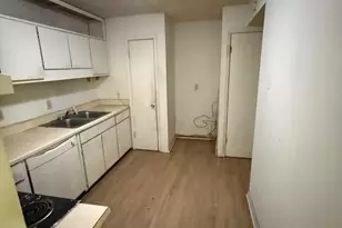 7560 Taylor Rd, Riverdale, GA 30274 - Photo 10