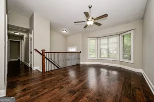 6155 Raleigh Oaks Ct, Lithonia, GA 30058 - Photo 4