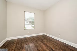 6155 Raleigh Oaks Ct, Lithonia, GA 30058 - Photo 14