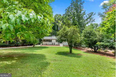599 Holly Drive, Gainesville, GA 30501 - Photo 4