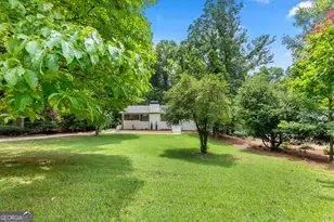 599 Holly Dr, Gainesville, GA 30501 - Photo 4