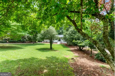 599 Holly Drive, Gainesville, GA 30501 - Photo 6