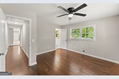 599 Holly Drive, Gainesville, GA 30501 - Photo 22