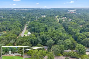 599 Holly Dr, Gainesville, GA 30501 - Photo 8