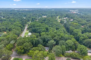 599 Holly Dr, Gainesville, GA 30501 - Photo 10