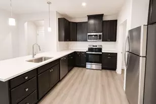 320 Mayflower Dr, McDonough, GA 30253 - Photo 6