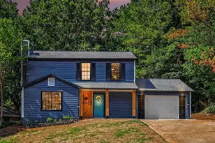 4952 Parkwest Dr, Stone Mountain, GA 30088 - Photo 2