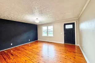 5 Lake Dr, Lagrange, GA 30241 - Photo 2
