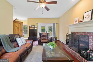 5660 Bridle Glen Dr, Sugar Hill, GA 30518 - Photo 8