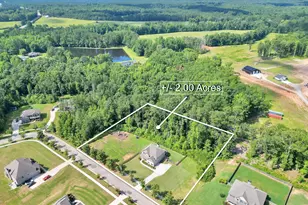 231 Homestead Cir, Forsyth, GA 31029 - Photo 2