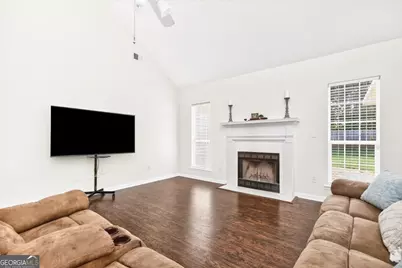 303 Blake Terrace, Warner Robins, GA 31088 - Photo 8