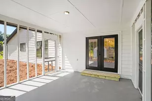 7103 Apache Ln, Riverdale, GA 30274 - Photo 14