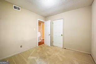 156 Crestwood Dr, Toccoa, GA 30577 - Photo 8