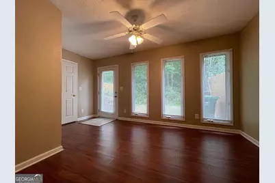 2962 Stonecrest Lane, Lithonia, GA 30038 - Photo 12