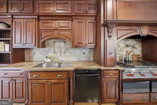 988 Grantham Way, Marietta, GA 30064 - Photo 16