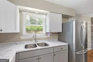 17 Regent Dr, Savannah, GA 31406 - Photo 34