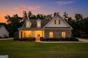 1185 Whitlow Ridge Dr, Bishop, GA 30621 - Photo 2