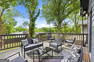 674 Jett St NW, Atlanta, GA 30318 - Photo 16