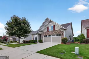 328 Chestnut Oak Dr, Peachtree City, GA 30269 - Photo 2