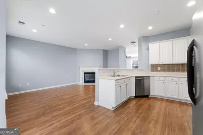 4674 Creekside Villas Way SE, Smyrna, GA 30082 - Photo 10