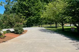 1545 Sam Bell Rd, Clarkesville, GA 30523 - Photo 12