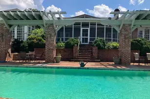 651 Brook Cir, Griffin, GA 30224 - Photo 4