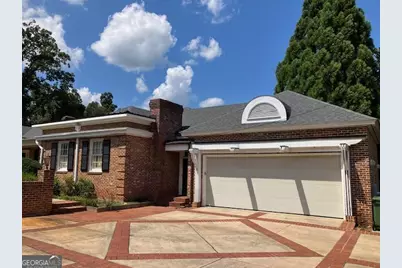 651 Brook Cir., Griffin, GA 30224 - Photo 2