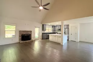 338 Brookstone Dr, Carrollton, GA 30116 - Photo 4