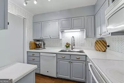 4545 Wieuca Road NE #20, Atlanta, GA 30342 - Photo 16