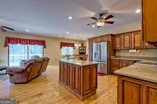 1068 Coleman River Rd, Clayton, GA 30525 - Photo 8