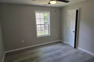 305 Smith St, Dublin, GA 31021 - Photo 14